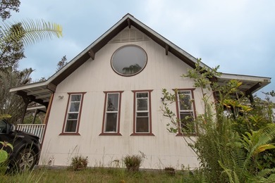 Beach Home For Sale in Kurtistown, Hawaii