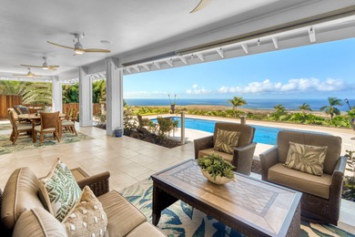 Beach Home For Sale in Kailua Kona, Hawaii