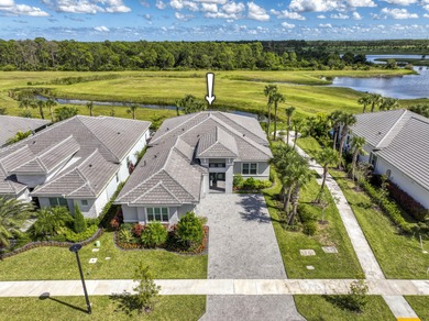 Beach Home For Sale in Palm Beach Gardens, Florida