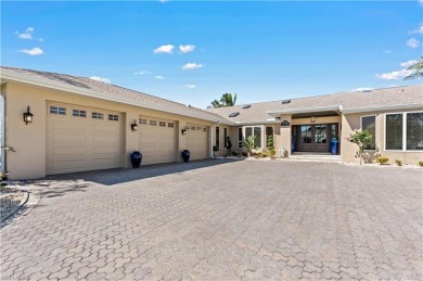 Beach Home For Sale in Fort Myers, Florida