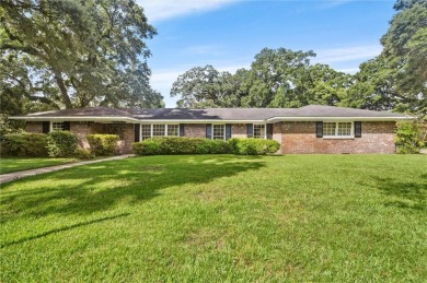 Beach Home For Sale in Mobile, Alabama