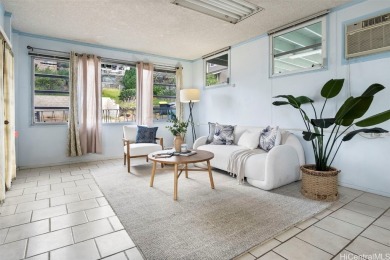 Beach Home For Sale in Honolulu, Hawaii