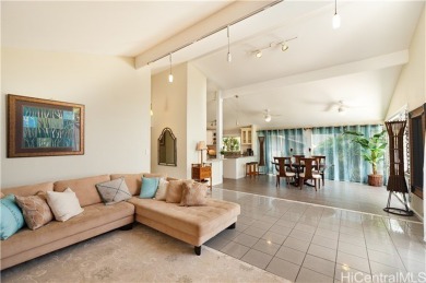 Beach Home For Sale in Honolulu, Hawaii