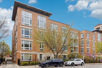 Beach Condo For Sale in Chicago, Illinois