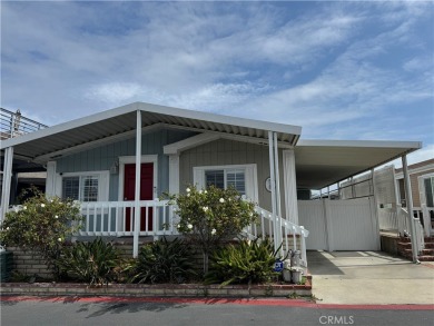Beach Home For Sale in Huntington Beach, California