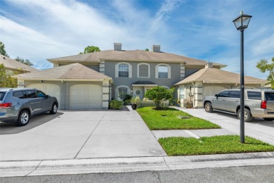 Beach Townhome/Townhouse Sale Pending in Tampa, Florida