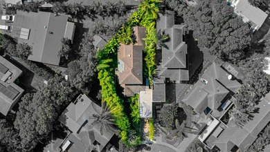 Beach Home For Sale in Paia, Hawaii