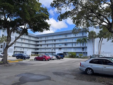 Beach Condo For Sale in Margate, Florida