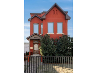 Beach Home Active Under Contract in Chicago, Illinois