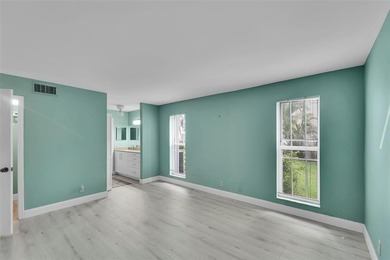 Beach Condo For Sale in Delray Beach, Florida