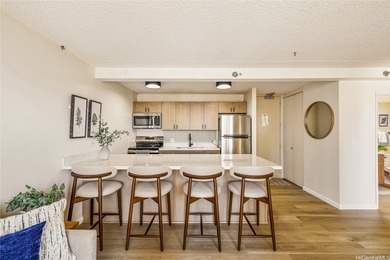 Beach Condo For Sale in Honolulu, Hawaii