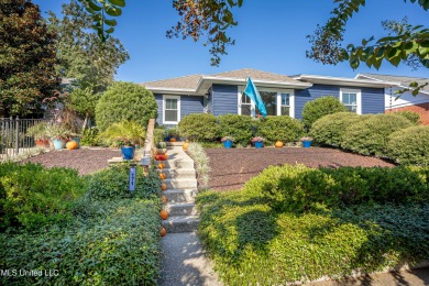 Beach Home For Sale in Biloxi, Mississippi