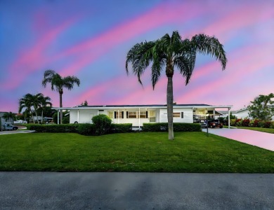 Beach Home For Sale in Port Saint Lucie, Florida