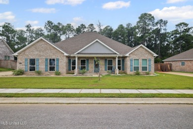 Beach Home Sale Pending in Ocean Springs, Mississippi