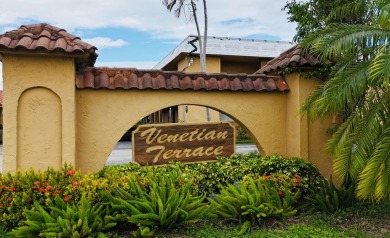 Beach Condo For Sale in Boynton Beach, Florida