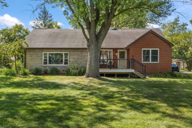 Beach Home Sale Pending in Porter, Indiana
