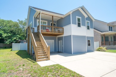 Beach Home For Sale in Oak Island, North Carolina