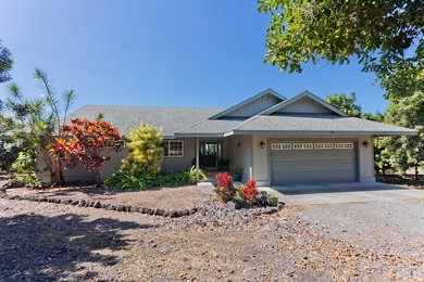 Beach Home Active Under Contract in Captain Cook, Hawaii