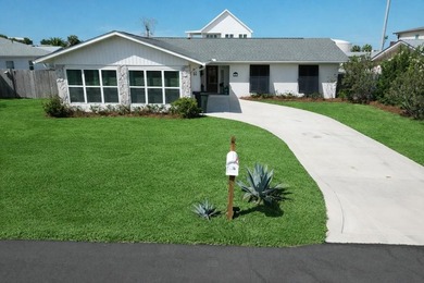 Beach Home For Sale in Mexico Beach, Florida