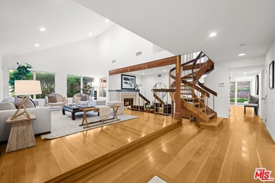Beach Home For Sale in Pacific Palisades, California