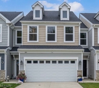 Beach Townhome/Townhouse For Sale in Westlake, Ohio