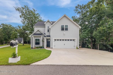 Beach Home For Sale in Hubert, North Carolina