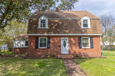 Beach Home For Sale in Norfolk, Virginia