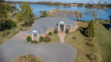 Beach Home For Sale in Urbanna, Virginia