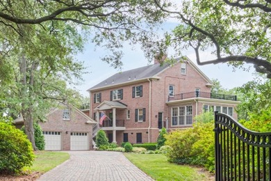 Beach Home For Sale in Norfolk, Virginia