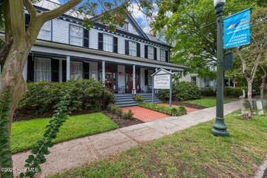 Beach Home For Sale in New Bern, North Carolina