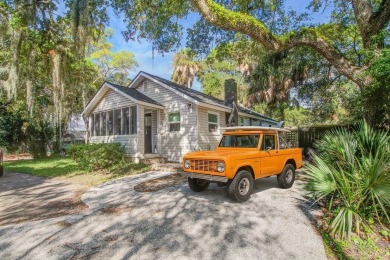Beach Home For Sale in Folly Beach, South Carolina