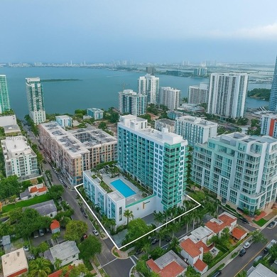 Beach Condo For Sale in Miami, Florida