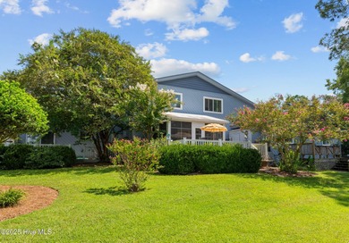 Beach Townhome/Townhouse Active Under Contract in New Bern, North Carolina