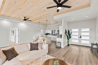 Beach Home For Sale in Keaau, Hawaii