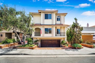 Beach Home For Sale in Coronado, California