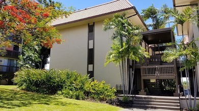 Beach Condo Active Under Contract in Kailua Kona, Hawaii
