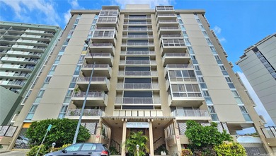 Beach Condo For Sale in Honolulu, Hawaii