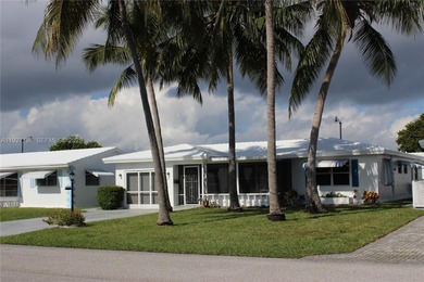 Beach Home For Sale in Pompano Beach, Florida