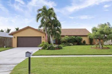 Beach Home For Sale in Boca Raton, Florida