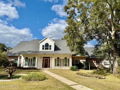 Beach Home For Sale in Diamondhead, Mississippi