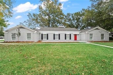 Beach Home For Sale in Mandeville, Louisiana