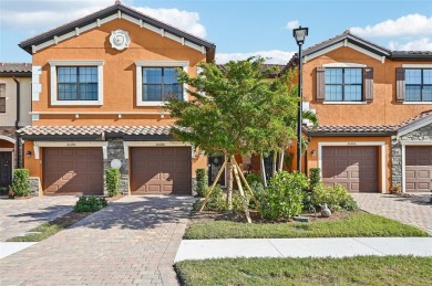 Beach Townhome/Townhouse For Sale in Venice, Florida