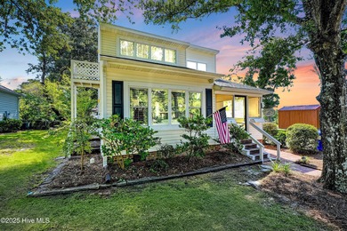 Beach Home For Sale in Oak Island, North Carolina