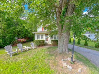 Beach Home For Sale in Old Lyme, Connecticut