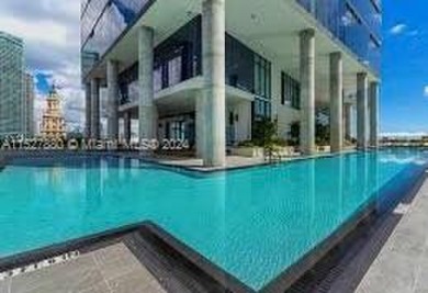 Beach Condo For Sale in Miami, Florida