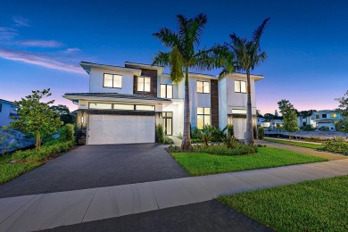 Beach Home For Sale in Jupiter, Florida