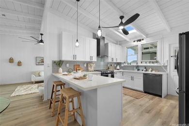 Beach Home For Sale in Honolulu, Hawaii