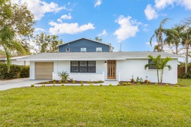 Beach Home For Sale in Bradenton, Florida