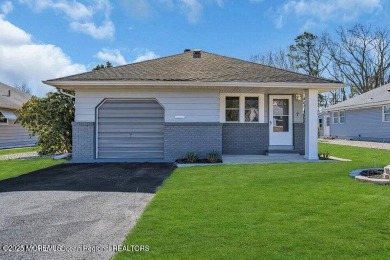 Beach Home For Sale in Toms River, New Jersey