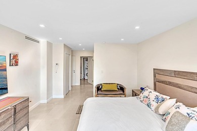 Beach Condo For Sale in Sunny Isles Beach, Florida